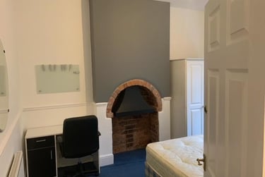 5 bed house, Heeley Road, Selly Park, Birmingham, B296EN - Image 9